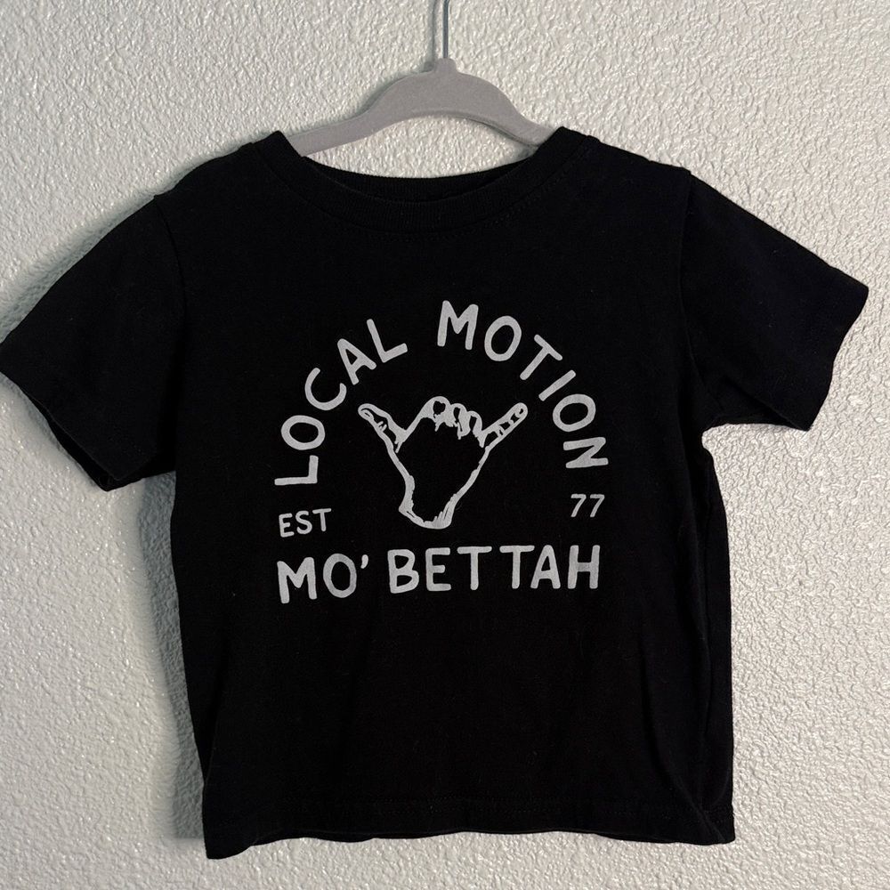 Local motion Black Kids T-Shirt- size 2T